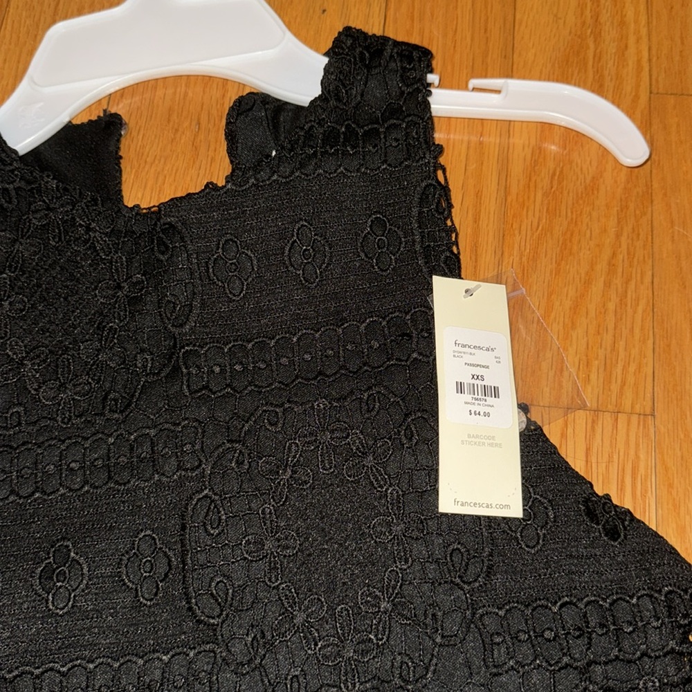 Black dress - Picture 3 of 3